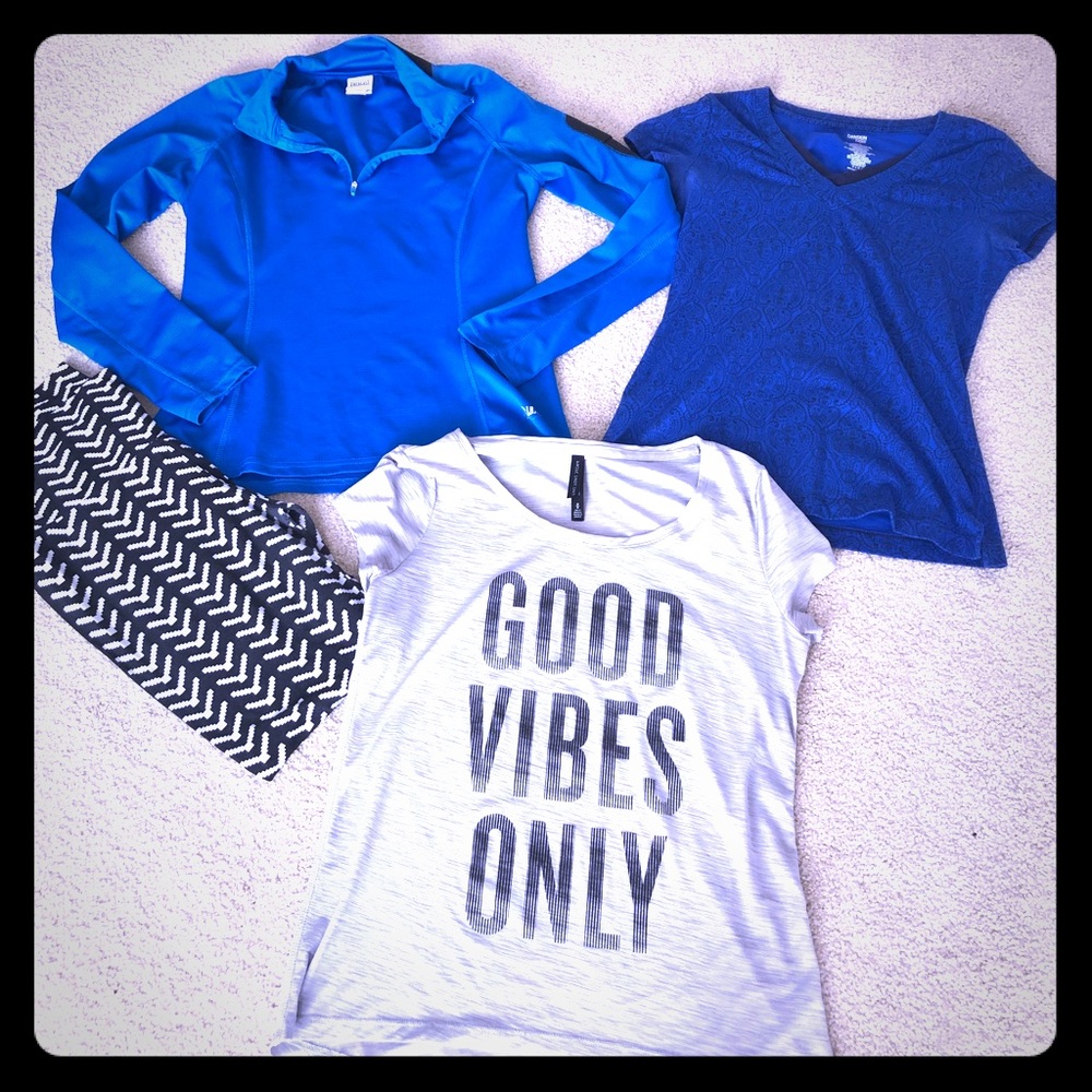 Women’s athletic wear Size M/L